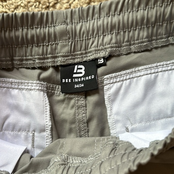 34x34 - BEE INSPIRED RIVERO TECH CARGO PANTS - Picture 2 of 3